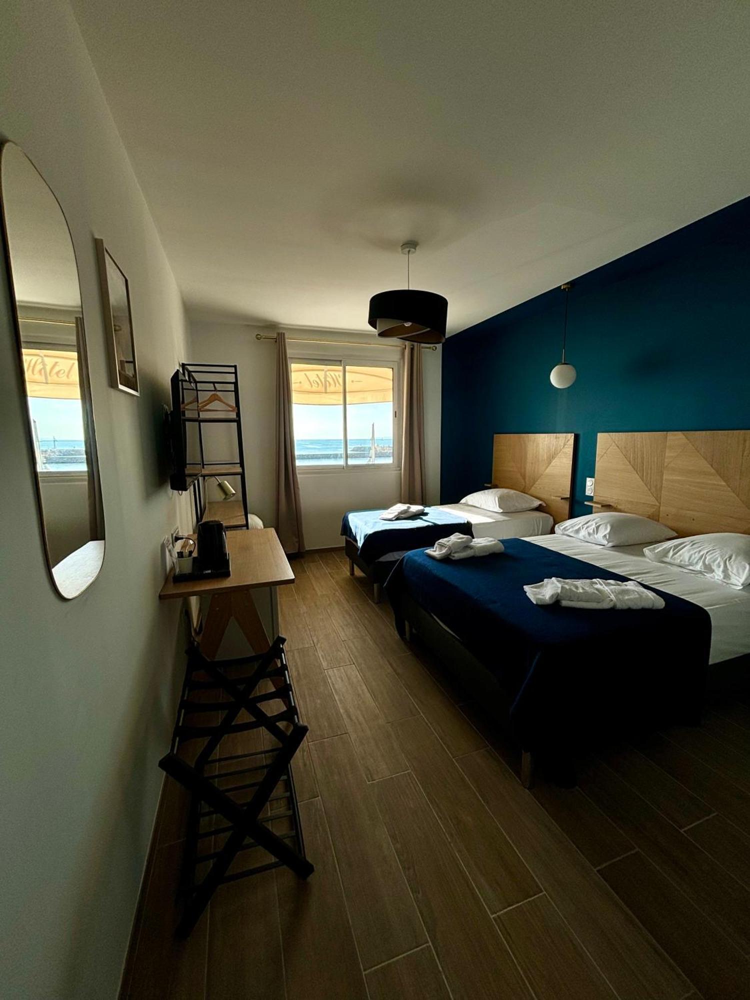 L'Hotel De La Plage Le Grau-du-Roi Bagian luar foto